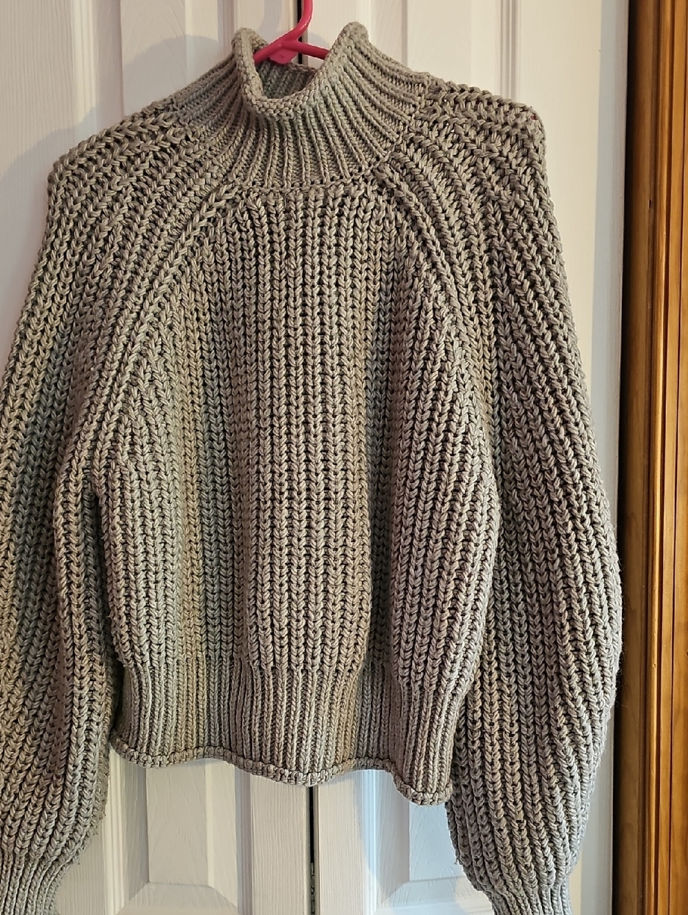 H&M Chunky Turtleneck Sweater in Light Gray